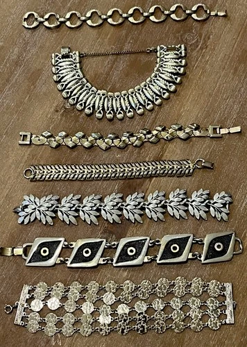 Vintage Estate Costume Jewelry Mixed Bracelet Lot Silver Tone Coro & Unmarked 7