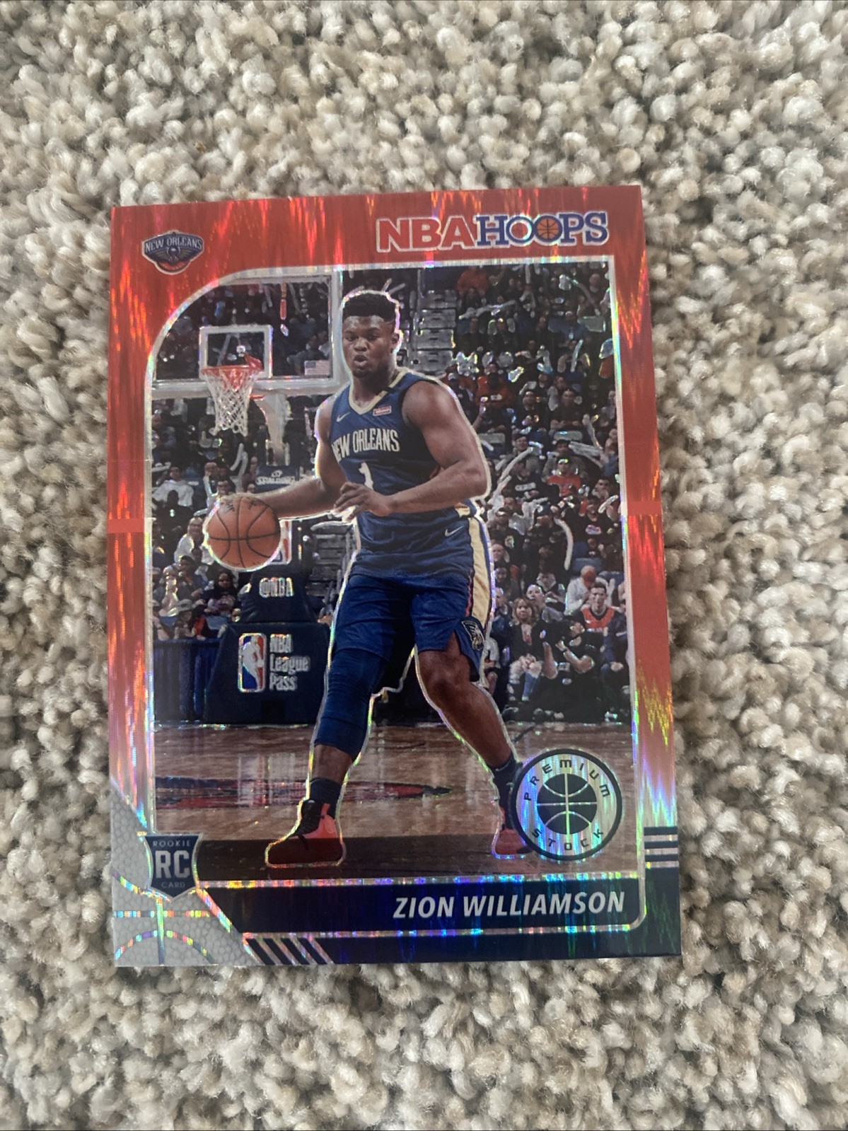 2019-20 Panini NBA Hoops Premium Stock  Zion Williamson #258 Red Flash Prizm  RC