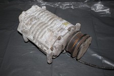 Mercedes-Benz Kompressor Eaton M62 A1110900380 A1110960099 Lader KM5
