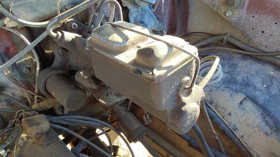 Chevy K30 1982-1988 potenciador de freno con juego de pares de cilindros maestros OEM Foto 4 de 4