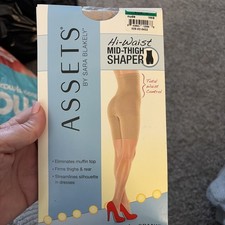 ASSETS by Sara Blakely Hi-Waist Mid-Thigh Shaper Total Waist Control Nude Size 3
