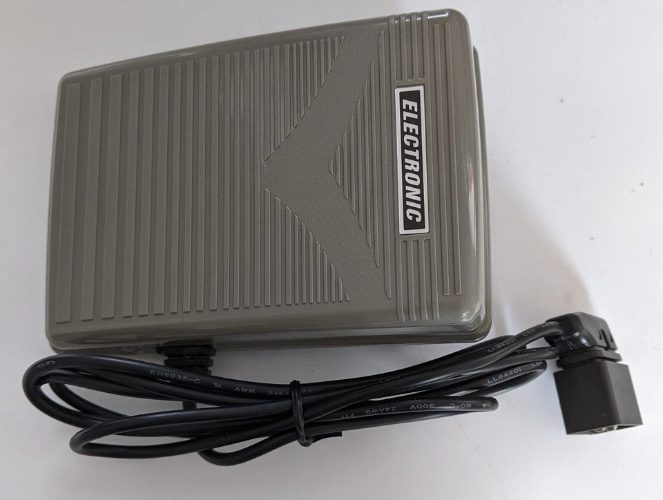 Foot Control Pedal #0026417012 Bernina 1080,1090,1120,1130,1230,1260,1530,1630 - Image 2 of 3