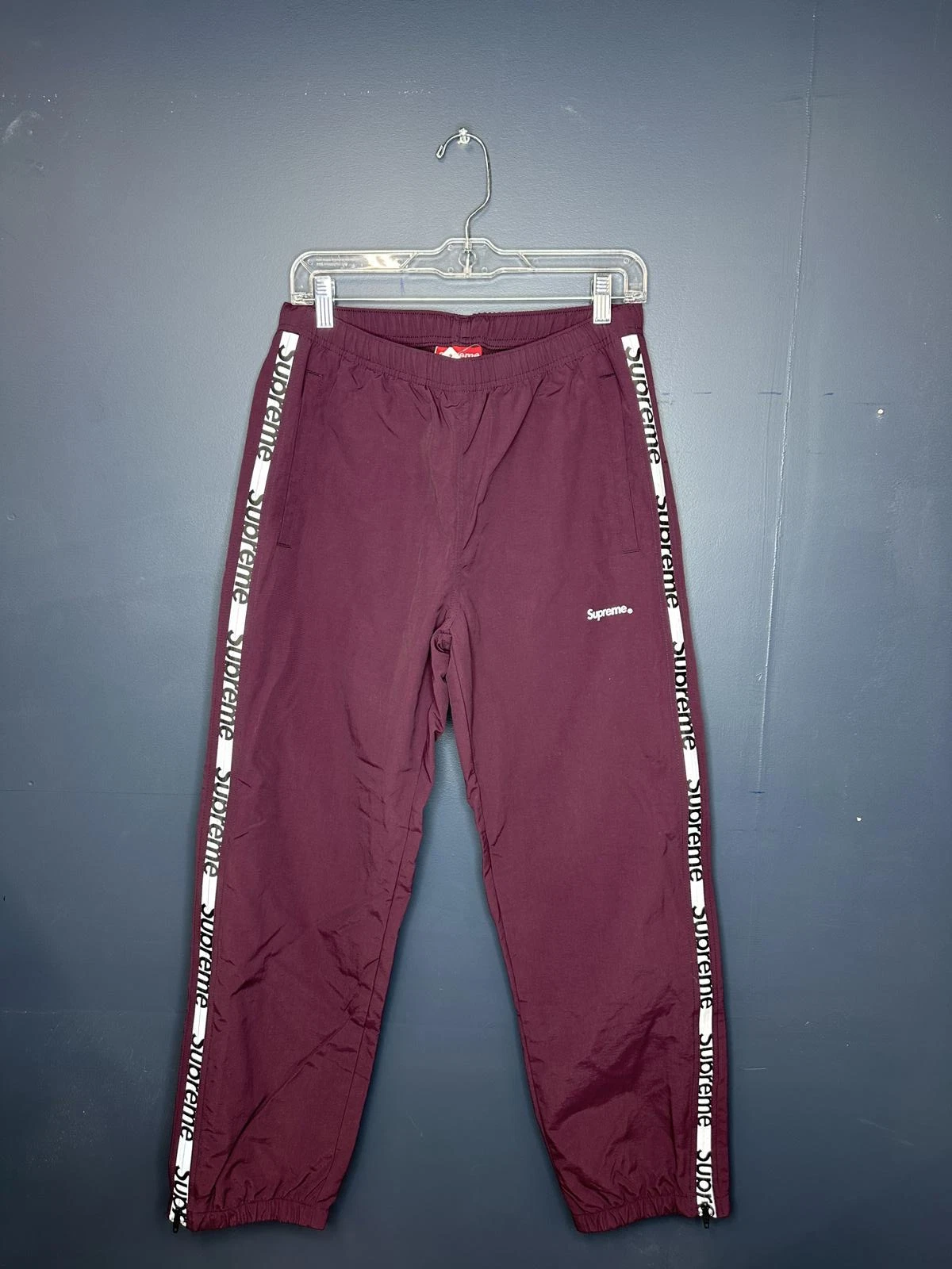 Pantalon de survêtement zippé réfléchissant Supreme NEUF taille S