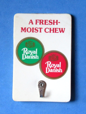 VINTAGE ROYAL DANISH ADVERTISING MOIST TOBACCO SNUFF CUTTER POCKET JIFFY  OPENER