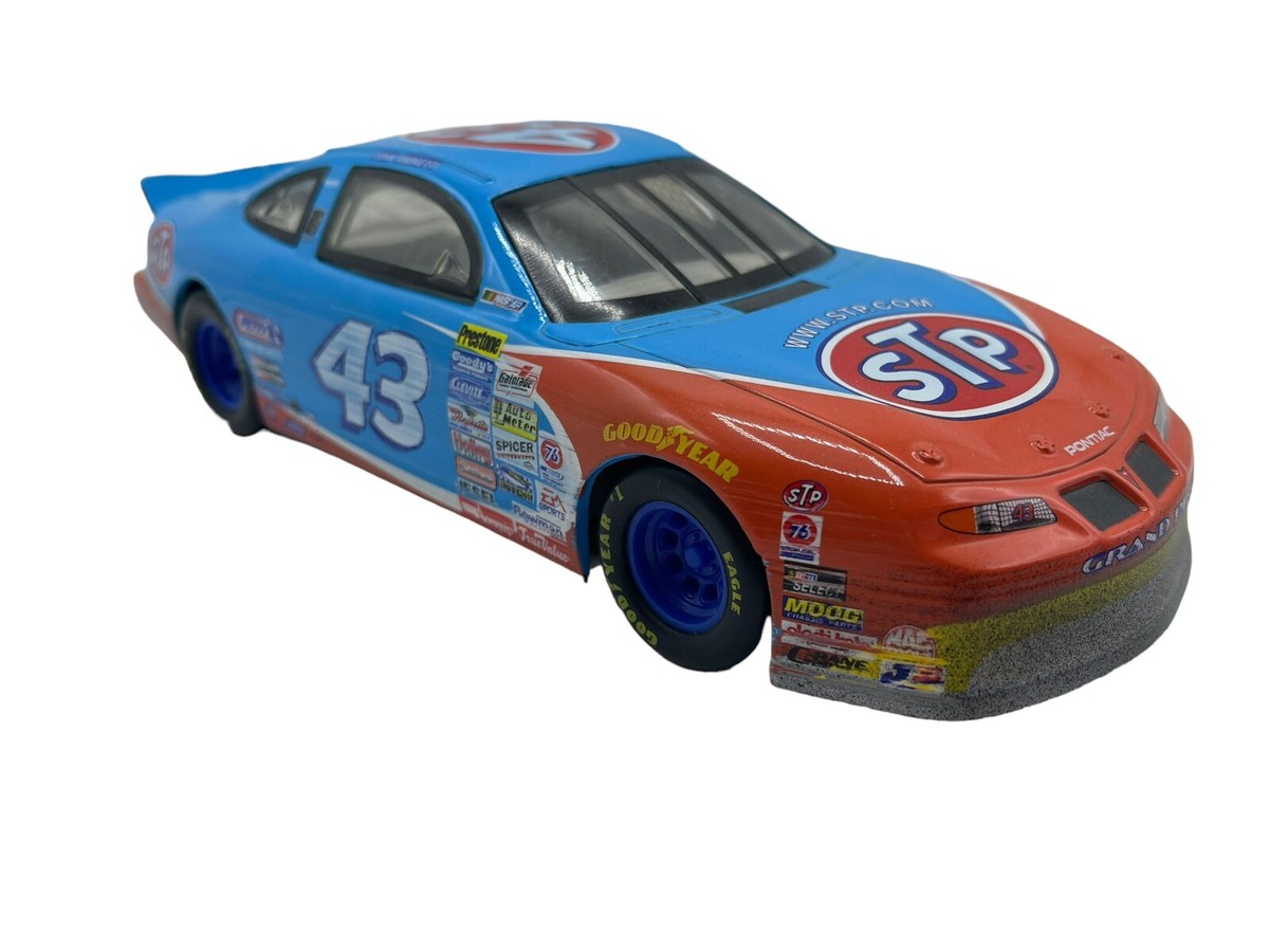 Metal Race Car John Andretti #43 Pontiac STP 1:24 Hot Wheels