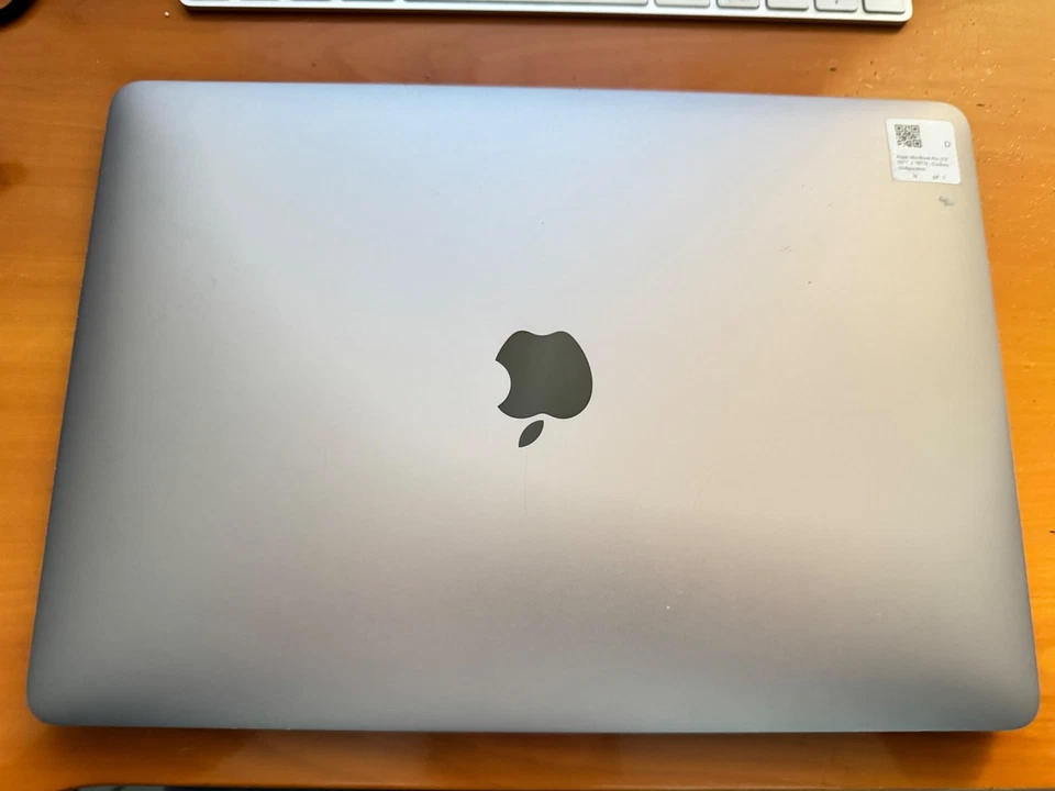 Apple Macbook Pro 13" A1706 2017 i5 8gb RAM 512 gb SSD space grey (FX 002) - Immagine 2 di 4