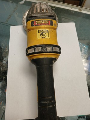 DeWalt DCG414 60V MAX FLEXVOLT 4-1/2''-6'' Brushless Angle Grinder 