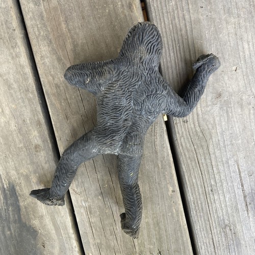 Vintage 1970's King Kong 9.5 in. Rubber Toy Figure Hong Kong - Picture 9 of 18