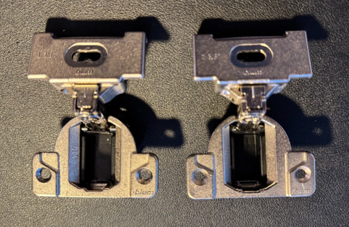 2x BLUM 110 Hinges w/ 1-3/8" Bracket 130.214-01.02 hinge 30.310-11.02 • Austria - Picture 4 of 14