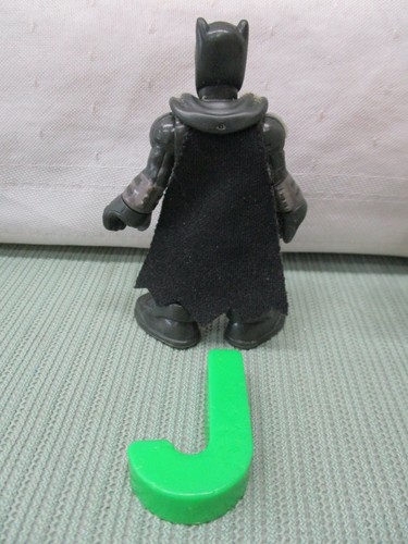 Fisher Price Imaginext Super Friends Batman Black Helmet Gray Body Pick One Toy - Picture 33 of 37