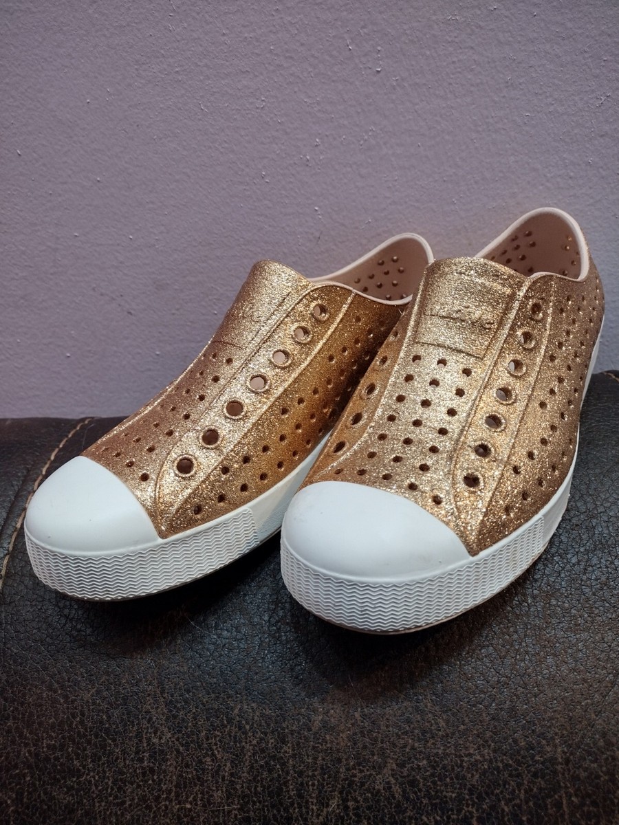 rose gold native shoes