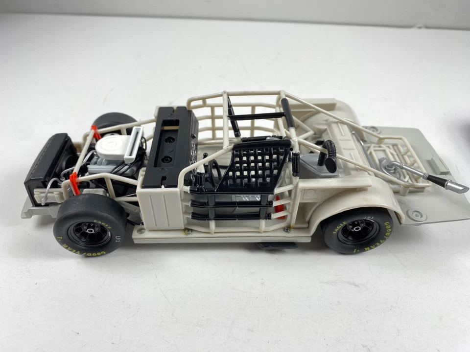 Kenny Irwin #42 Bellsouth 2000 Hot Wheels Monte Carlo NASCAR 1/24 Diecast - Image 4 of 4