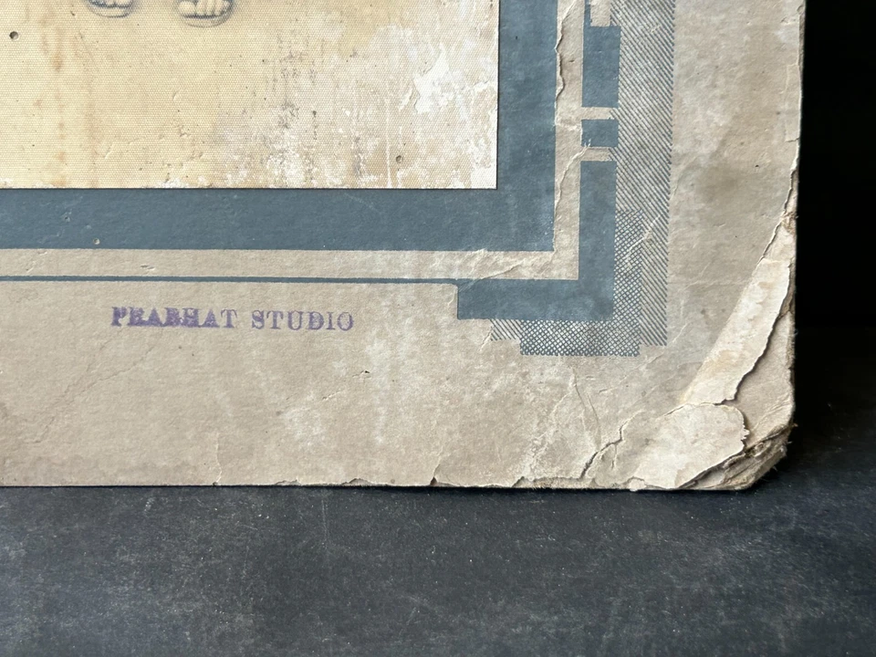 RARE OLD VINTAGE BLACK & WHITE PHOTO PHOTOGRAPH AN INDIAN SOUTH FAMILY. - Image 3 of 4