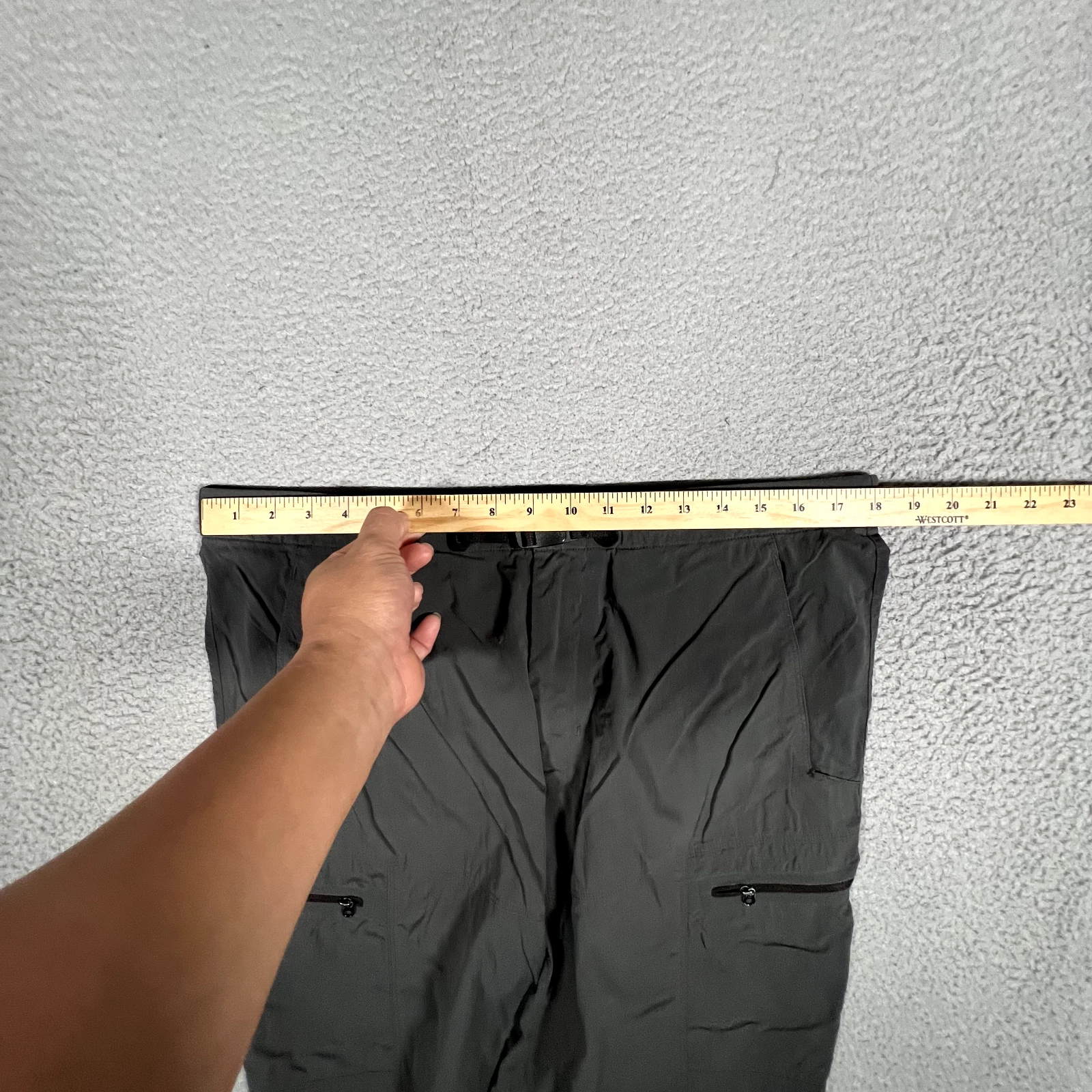 arcteryx belted outdoor hiking casual preppy pockets logo shorts