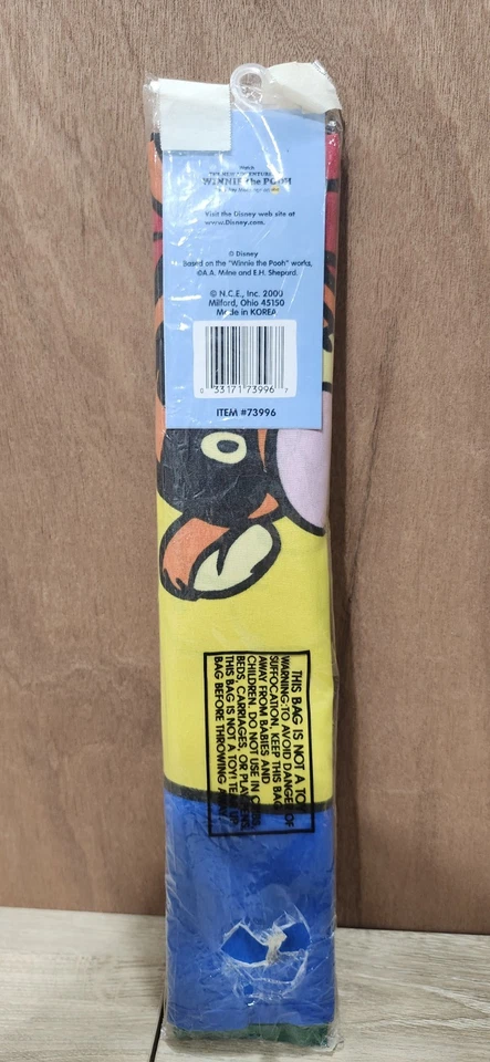 Bandera de jardín grande vintage Winnie the Pooh Tigger Feliz Halloween 28"x40" Disney Foto 4 de 4