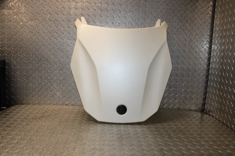 20 / 25 Can-Am Spyder RT 限量后货物整流罩原始设备制造商 708305254 — 第 2/4 张图片