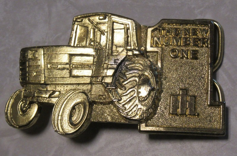 IH Farm Belt Buckle Collector Spec Cast International Limit Edition Sept 1981