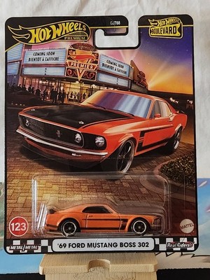 HOT WHEELS PREMIUM BOULEVARD 1969 FORD MUSTANG BOSS 302 Grabber Orange