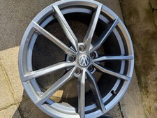 Genuine Volkswagen Golf R 19 Pretoria Alloy Wheel 5G0601025AJ borbet et 50