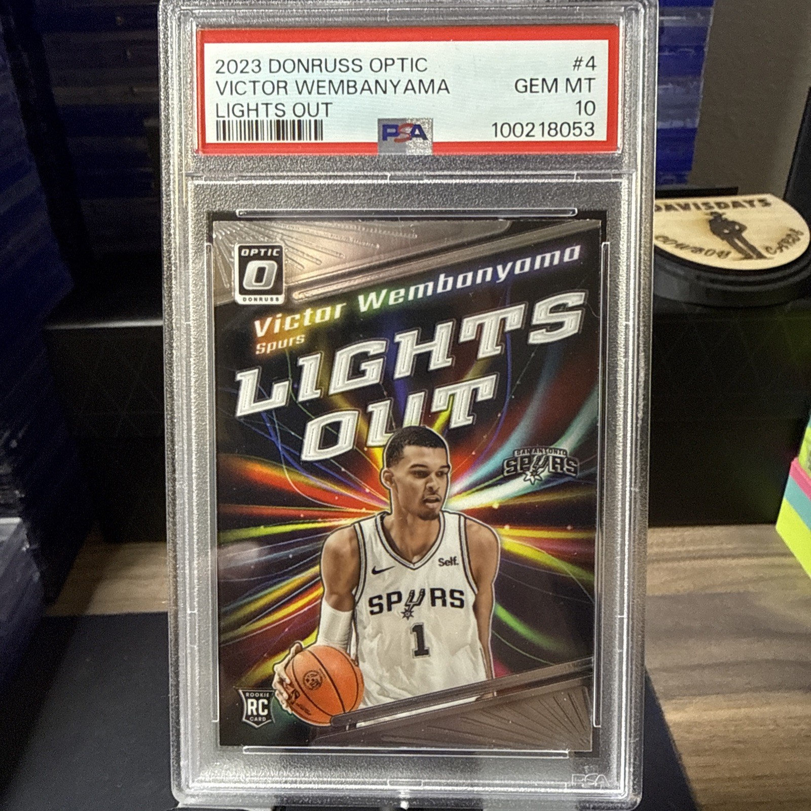 2023-24 Panini Donruss Optic - Lights Out Victor Wembanyama #4 (RC) Psa 10