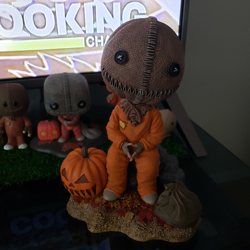 Neca Hand Painted Trick R Treat Sam Quality Resin 7