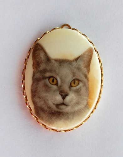 VINTAGE KUNSTSTOFF KATZE Cabochon KÄTZCHEN HALSKETTE ANHÄNGER • 40x30mm                  - Bild 7 von 8