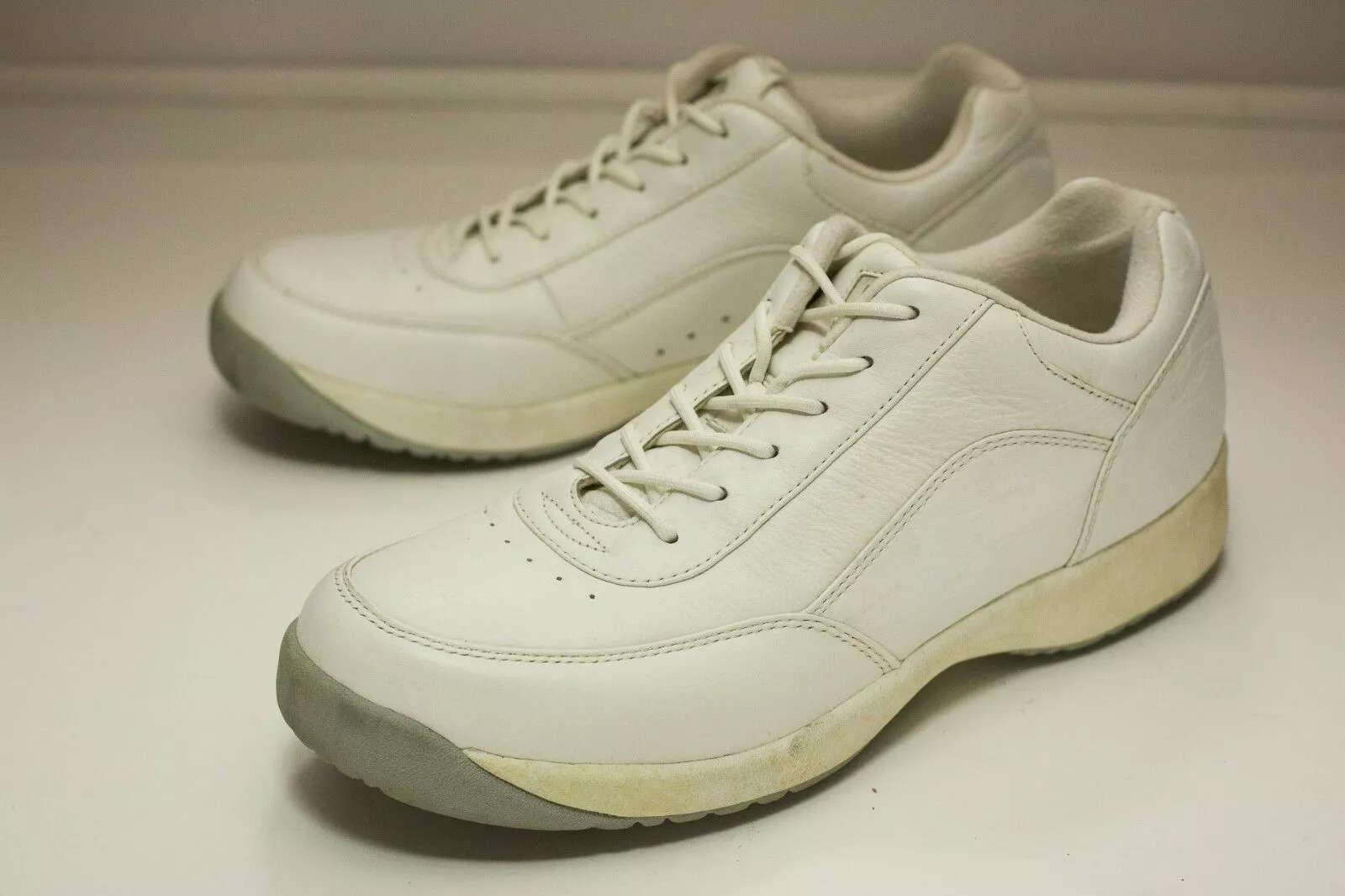 Chaussures de marche homme blanches Softspots Supremes taille 10