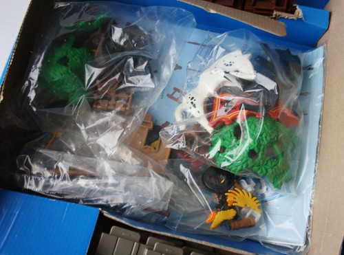 VINTAGE 2000 PLAYMOBIL 3030 ADVENTURE KNIGHTS CASTLE MEDIEVAL NEW SEALED BAGS ! - 第 8/10 張圖片