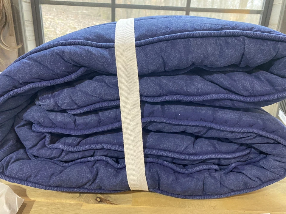 Pottery Barn Teen Rocker Quilt Full/Queen/ Navy - Image 3 of 4