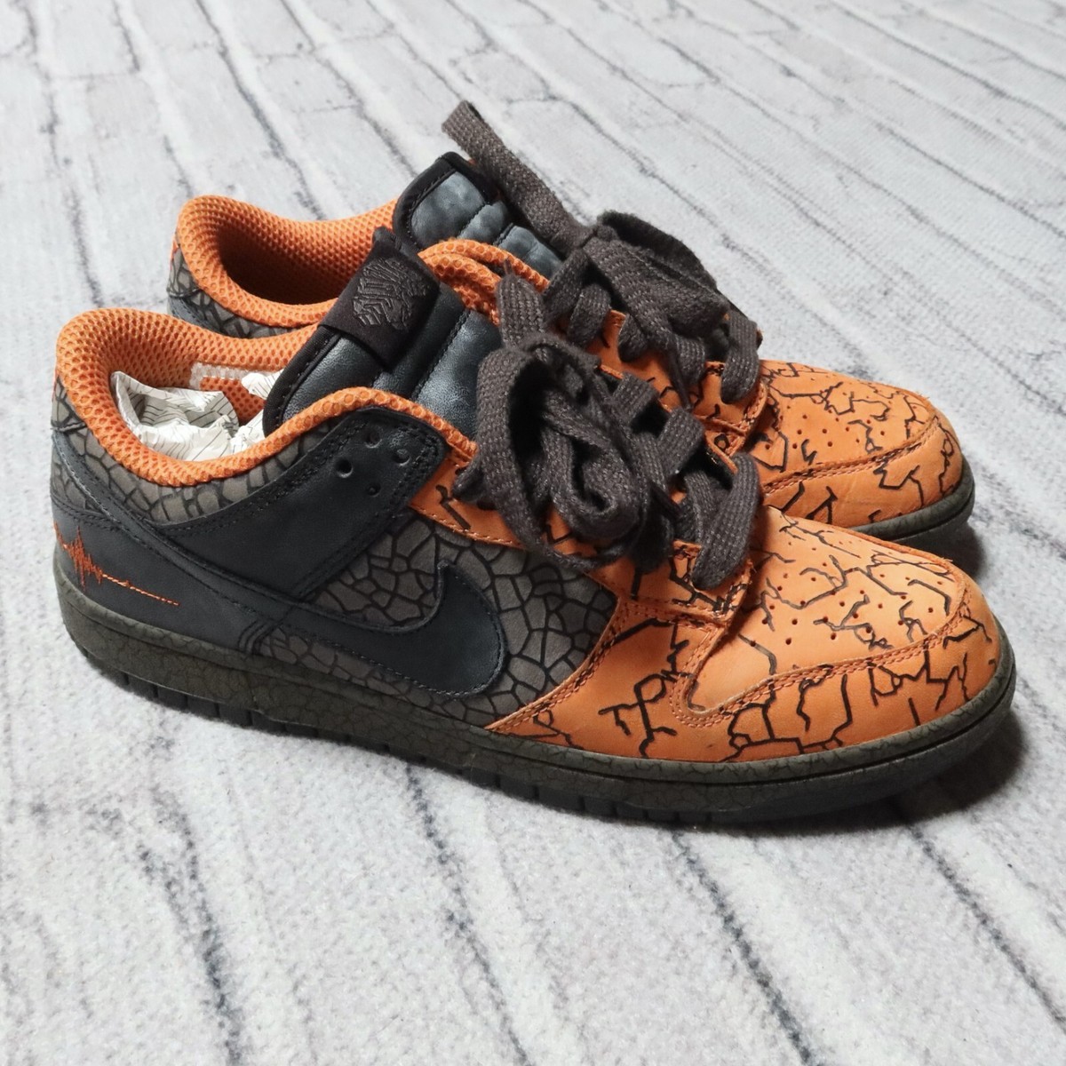 Vintage 2006 Nike Dunk Low Priority HUFQUAKE Shoes 314771 Vintage 2006 Nike Dunk Low Priority HUFQUAKE Shoes 314771
