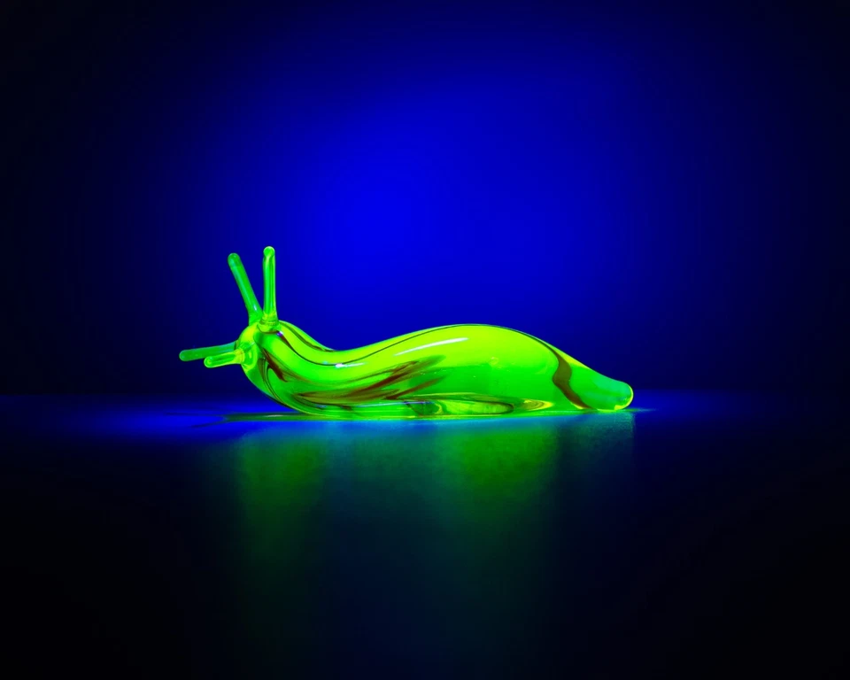 Uranium Glass Slug Figurine UV Reactive Green Hand Blown Lampwork Animal - Image 2 of 4