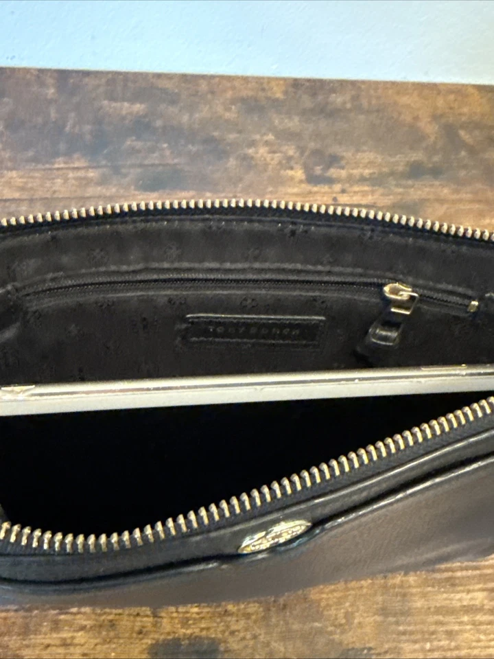 Funda de cuero para iPad/tablet Tory Burch | Tamaño completo 8,5x11 | Acolchada | Elegante | VEUC Foto 4 de 4