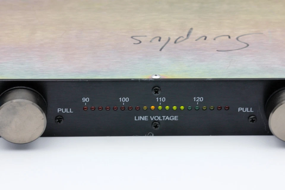 Furman PL-Plus, 8 Outlet Power Conditioner SMP  - Tested - Image 2 of 4