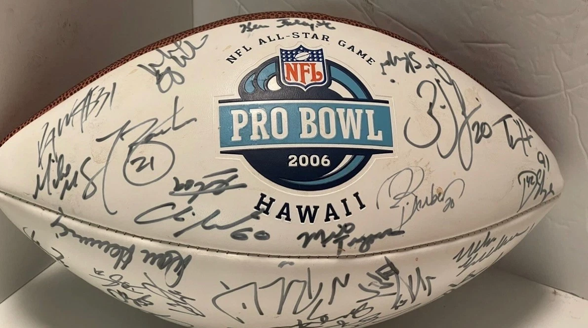 【美品】NFL PRO BOWL 2007 サイン入りボール 美品】NFL PRO BOWL 2007 サイン入りボール 【公式通販】