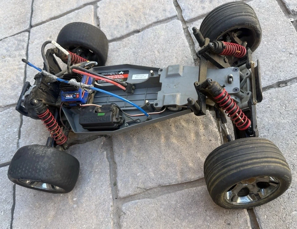 Traxxas Rustler Truck VXL  Brushless Motor UNTESTED For Parts Or Repair - Image 4 of 4