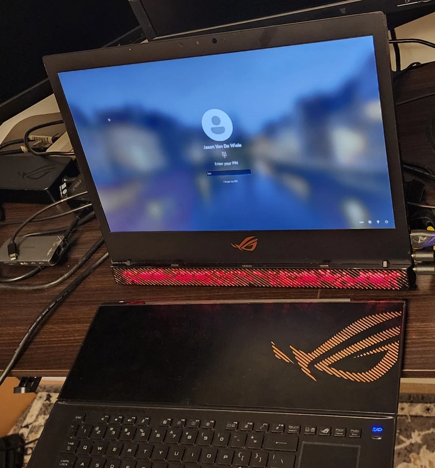  Asus Mothership Model GZ700GX -XB98K 64geg ram, I9-9980HK, 144Hz,1080P,  - Image 2 of 4