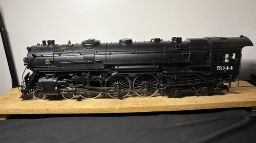 Locomotora de vapor de latón USA Trains escala G J1e 4-6-4 New York Central #5343 1:29 | Zustand: Used