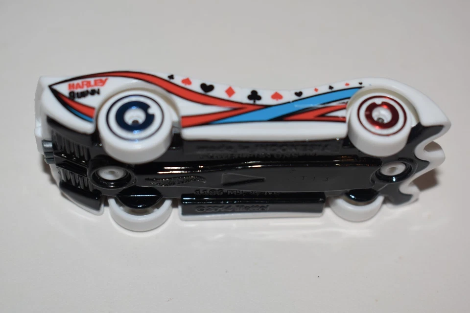 Hot Wheels 2014 White Power Piston Harley Quinn DC Comics Batman Indonesia - Image 4 of 4