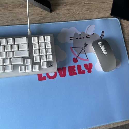 Pusheen Game Mat XL Keyboard And Mouse Pad Light Blue Cute New Official - 第 4/9 張圖片