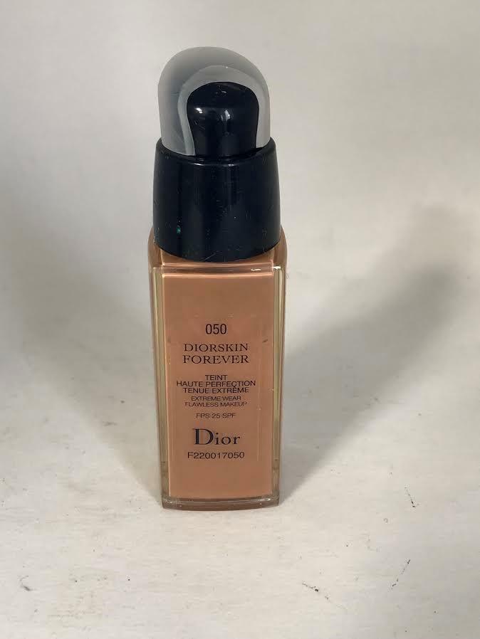 Dior Diorskin Forever 050 Extreme Wear Flawless Makeup 20ml New