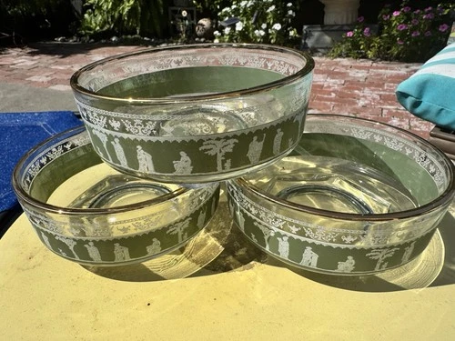 1960’s Jeanette’s Three-Piece Glass Bowl in Hellenic green Greek inspired
