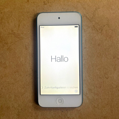 Apple iPod touch 5. Generation MP3-Player Blau mit Kamera