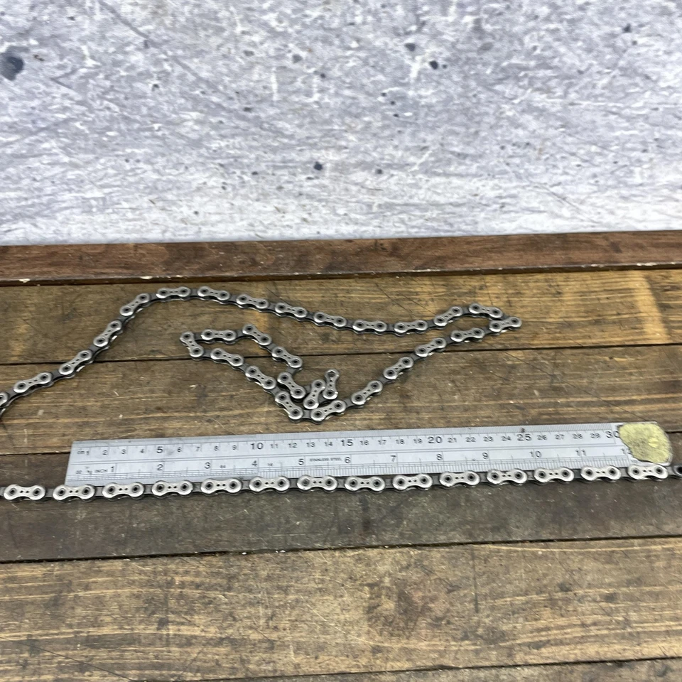 Cadena de bicicleta Campagnolo 10 velocidades 96 eslabones plateada bicicleta de carretera Campy 10s usada Foto 4 de 4