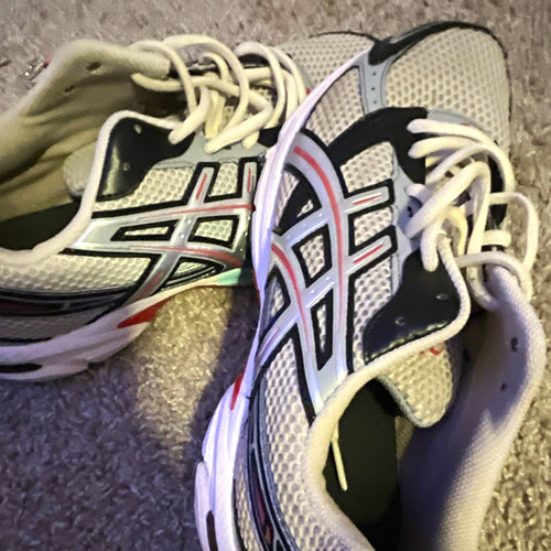 ASICS Gel-Epirus Men’s White/Black/Red Mesh Lace-Up Low Top Running Sneakers