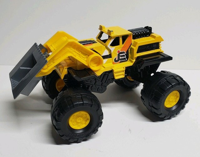 Mattel 2013 Diecast Matchbox Monster Truck Wheel Front Load Jones Equip