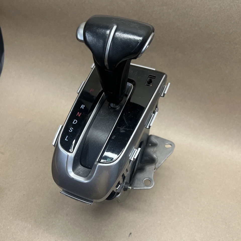 HONDA CR-V 17 18 19 20 21 22 CONJUNTO SELECTOR DE PALANCA DE CAMBIOS DE PISO DE CAMBIOS OEM Foto 3 de 4