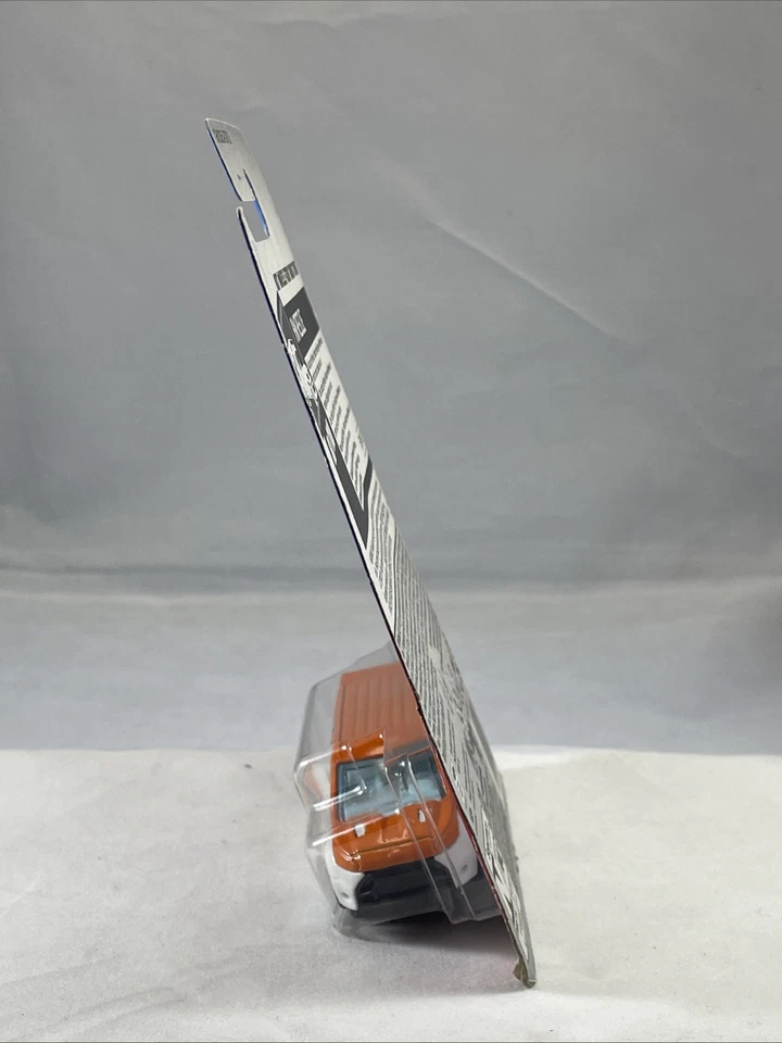 Ambulancia paramédica Hot Wheels Ford Transit Connect 218/250 HW Rescate 8/10 ¡NUEVA! Foto 4 de 4