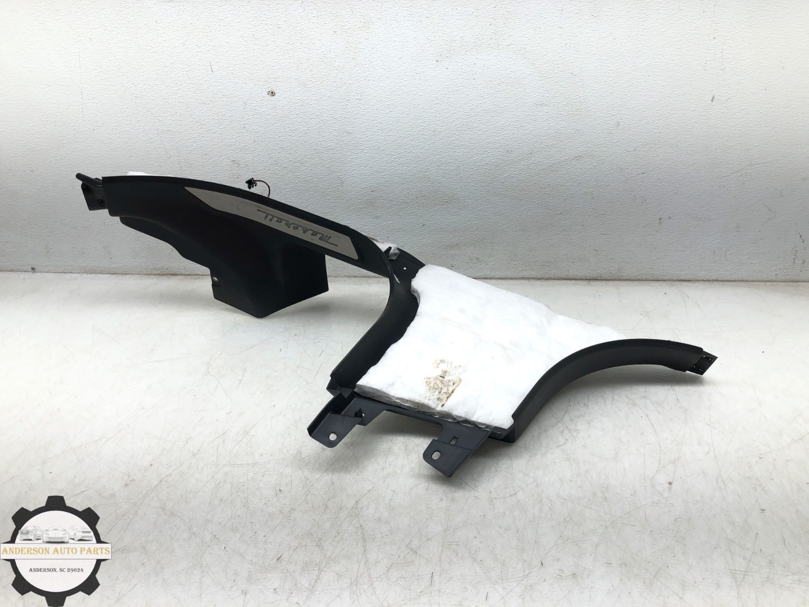 Maserati Levante 2017-2024 Left Side panel