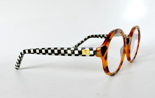 GAFAS DE LECTORES DE IRIS MACKenzie-Childs cheques cortesía x 1.5 nuevo estuche rígido negro - Imagen 5 de 12