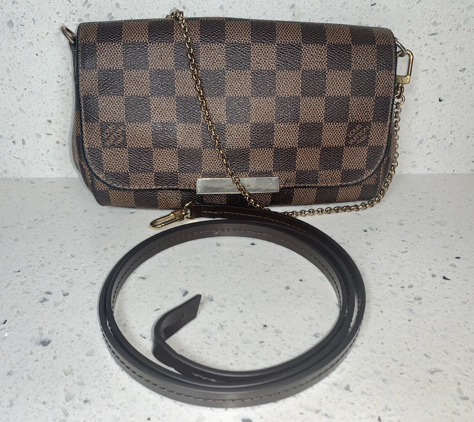Gorgeous Authentic Louis Vuitton Damier Ebene Favorite PM Crossbody Bag